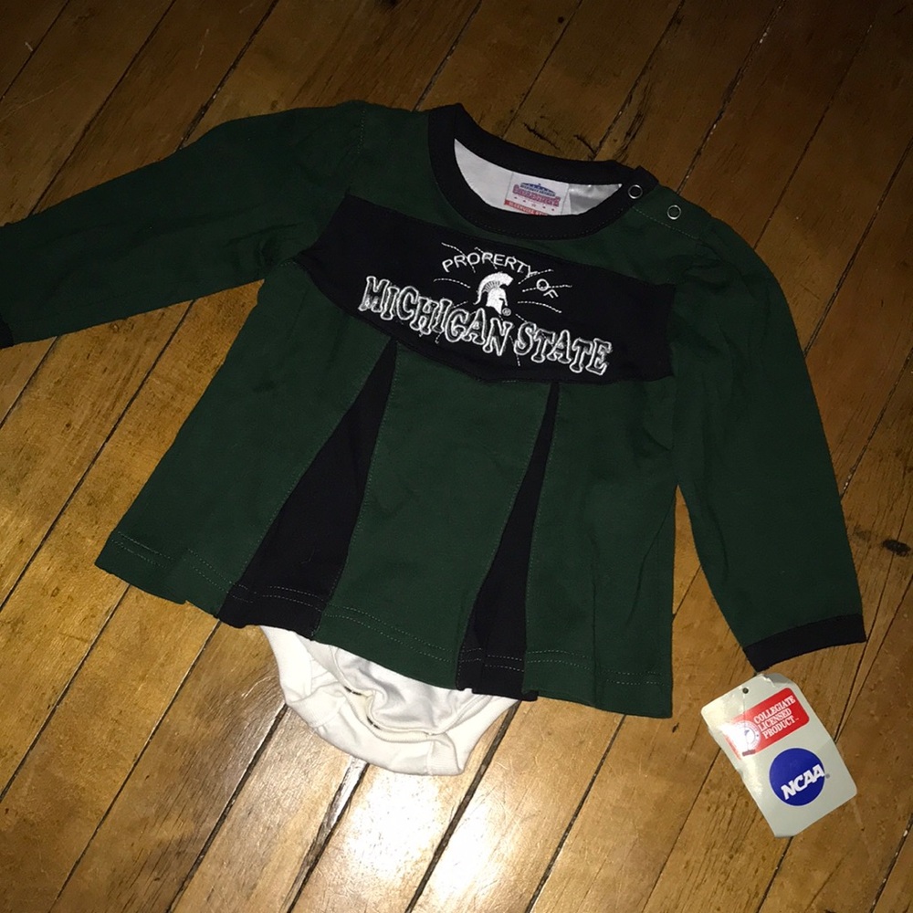 Michigan‎ State Spartans Green Long-Sleeve Baby Bodysuit